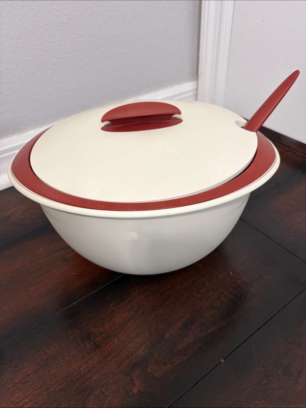 Vintage Tupperware Heat & Serve Bowl Cream & Rust 5 Piece Set